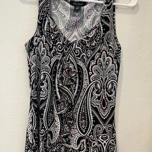 White House Black Market sleeves print tank